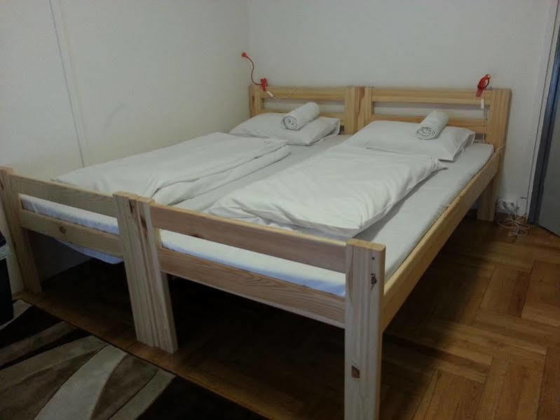 Walking Bed Budapest Downtown Pansiyon Dış mekan fotoğraf